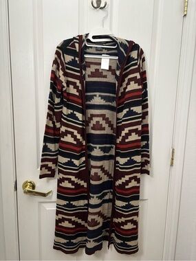 NWT‎ United States Women’s Small Hooded Long Cardigan Southwestern Aztec Duster